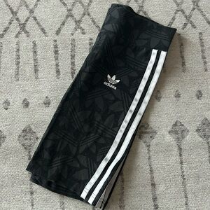 Adidas Girls Biker Short Size 11/12